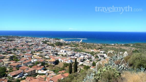 Η γραφική Κυπαρισσία σας περιμένει να την εξερευνήσετε